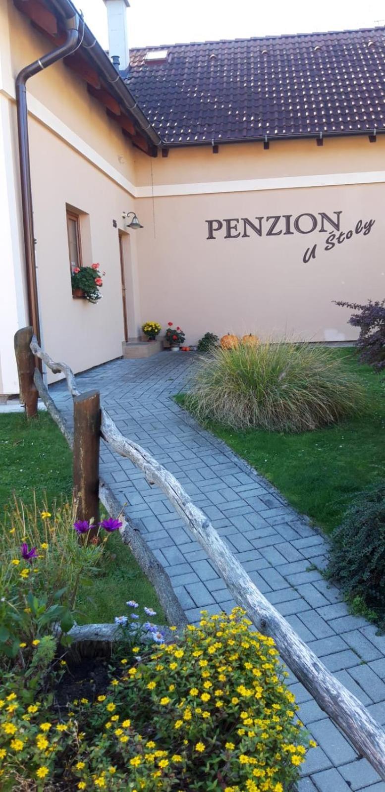 Penzion U Stoly Usilne ภายนอก รูปภาพ